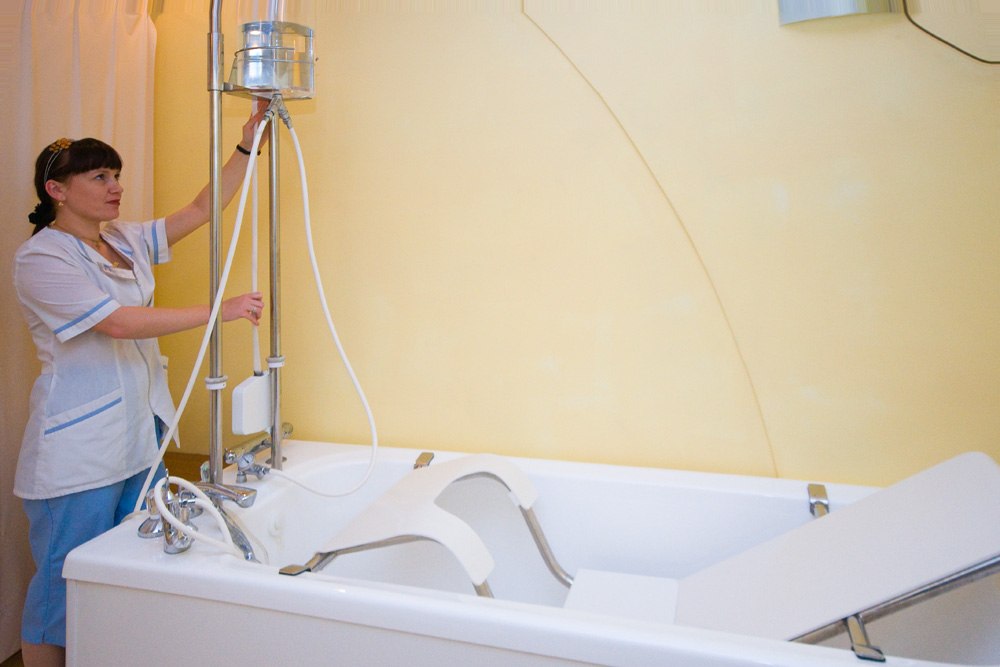 гидроколонотерапия амок 2б. аппаратное промывание кишечника гидроколонотерапия. кишечное орошение. гидроколонотерапия амок 2б. аппарат для орошения кишечника.