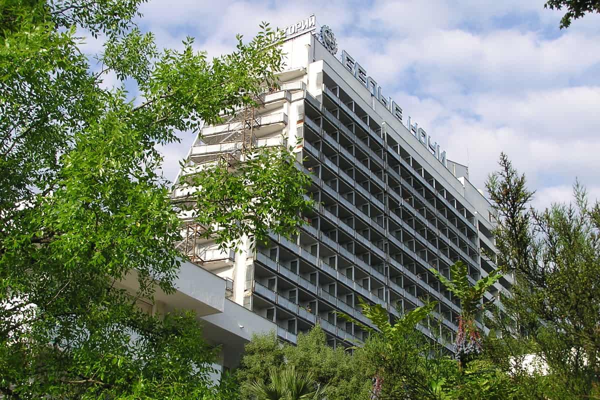 Бытха, д. Заброшенный санаторий белые ночи в сочи. «санаторий «белые ночи» (г. White sochi. Сочи лоо санаторий белые ночи.