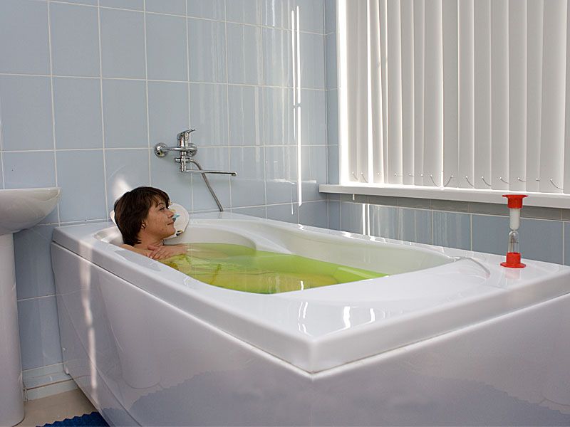 Санаторий профилакторий алтай. Долина алтая санаторий процедуры. Радоновые ванны белокуриха. Санаторий алтай процедуры. Алтай-вест белокуриха медсестры.