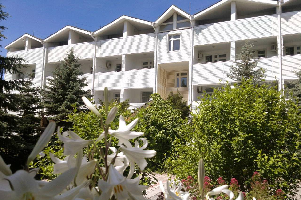 евпатория корона отель